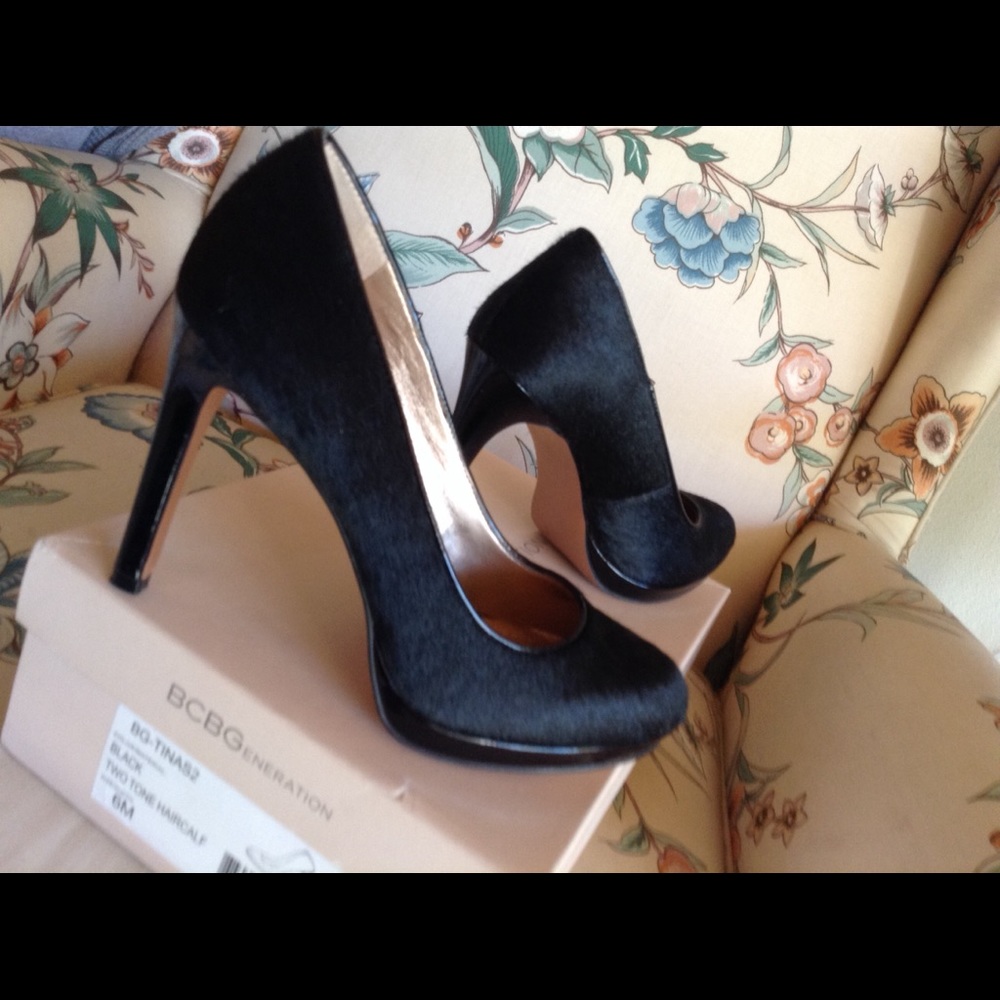 Stunning BCBGeneration Black Heels👠👠👠